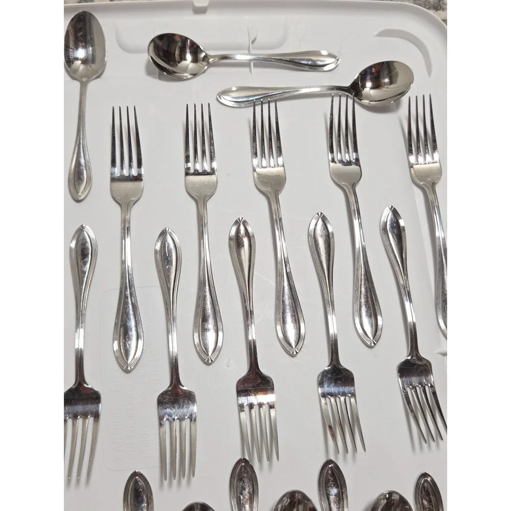 Pfaltzgraff Randall 18/10 Stainless Flatware Silverware Forks Spoons 31 Pc Lot